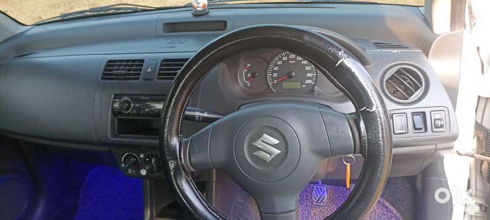 Maruti Suzuki Swift Ddis Vdi, 2010, Petrol