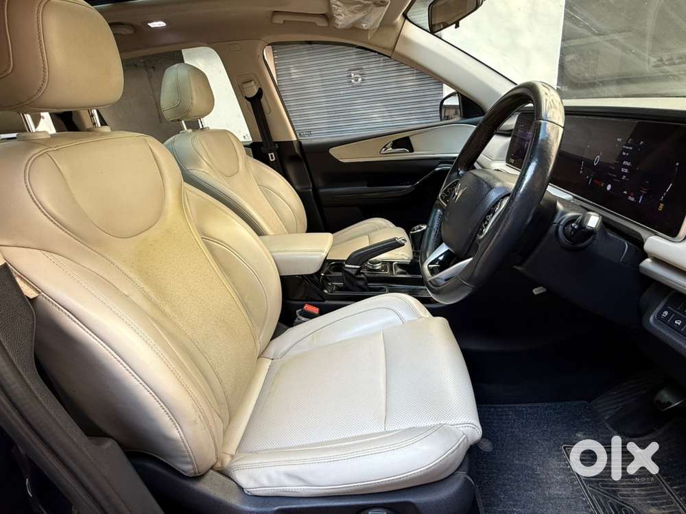 Doctor Xuv700 Ax7 Petrol 2021 Model