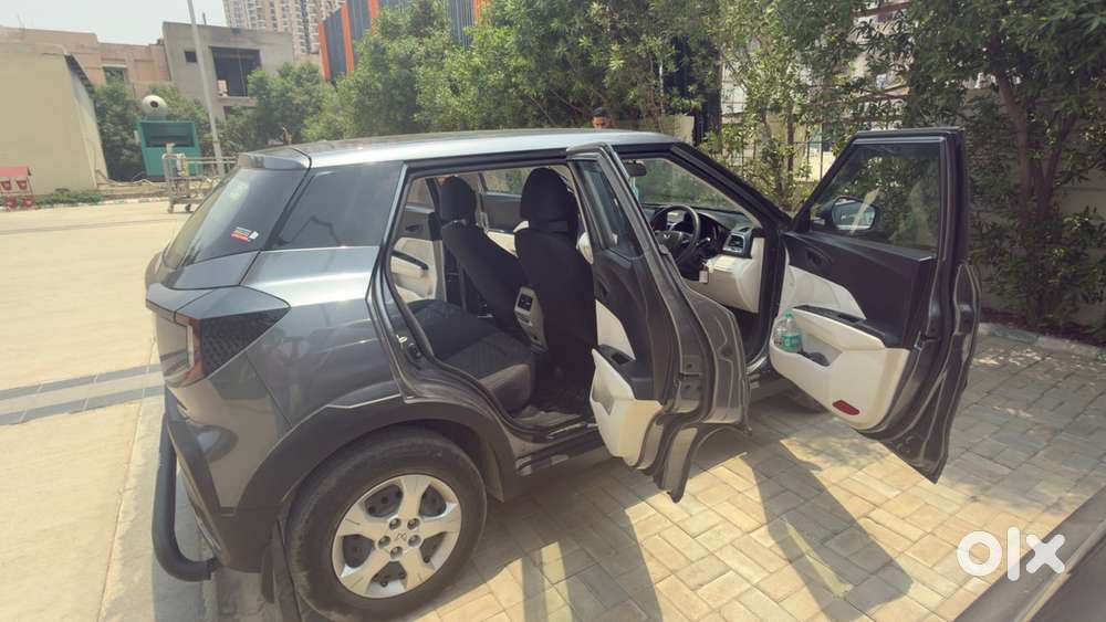 Mahindra Xuv 3xo 2025 Year