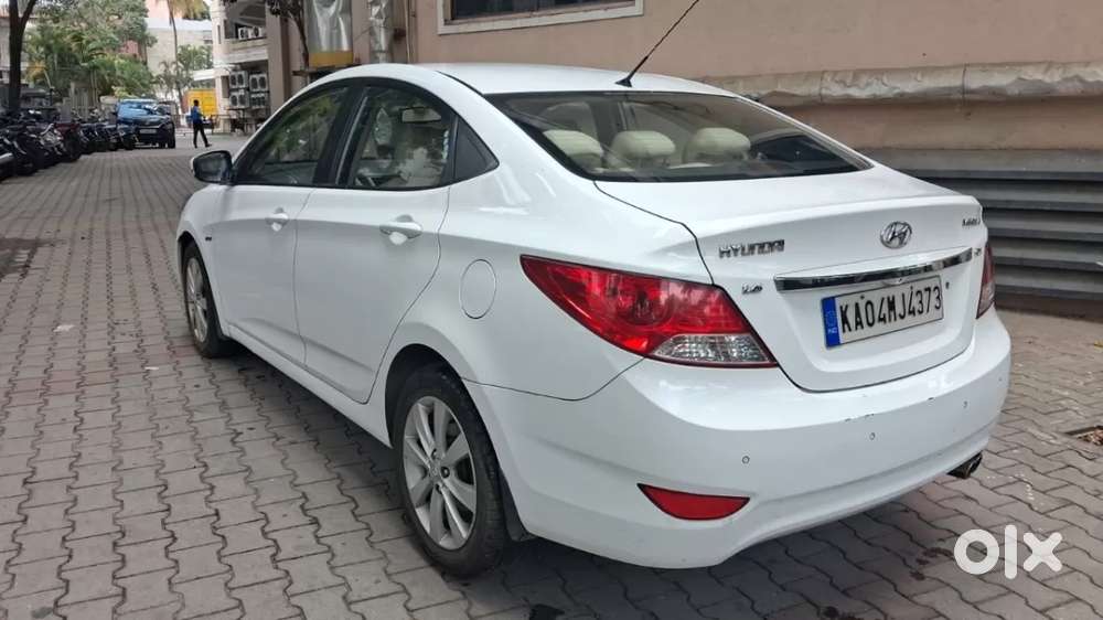 Hyundai Verna Vtvt 1.6 Sx, 2011, Petrol