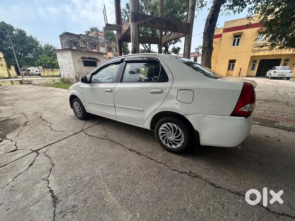 Doctor Car