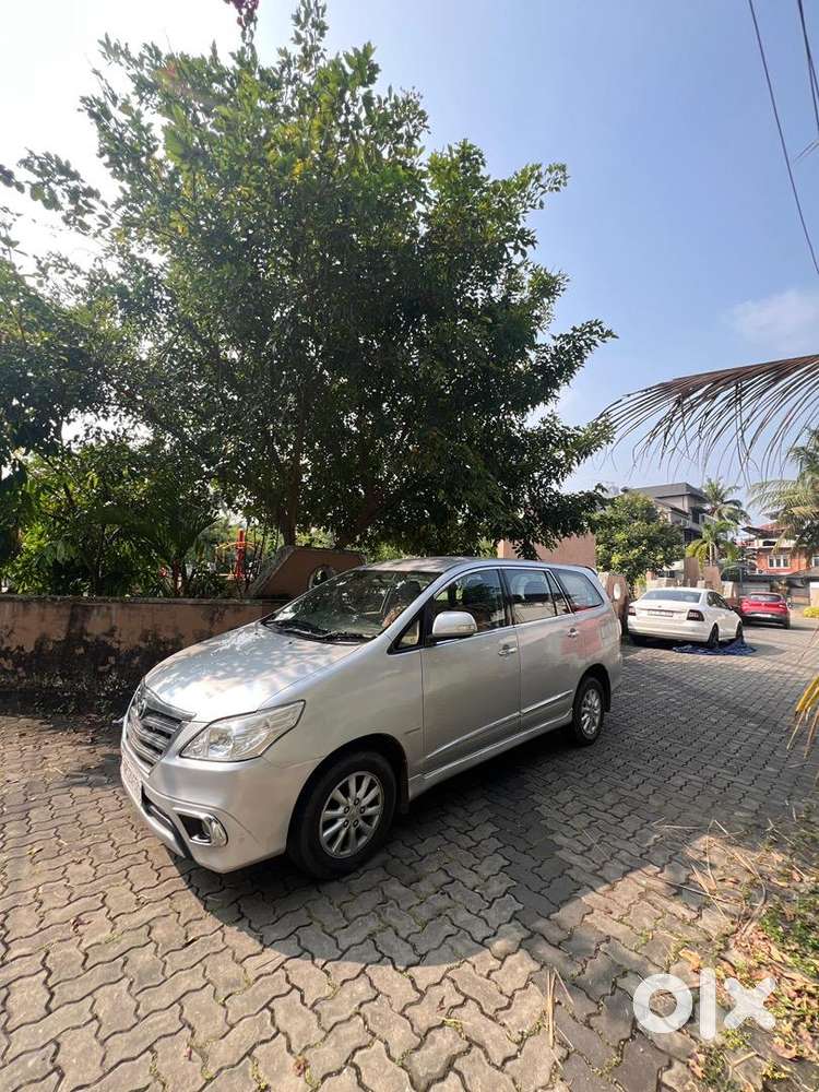 2014/2015 Innova V (loan Available)