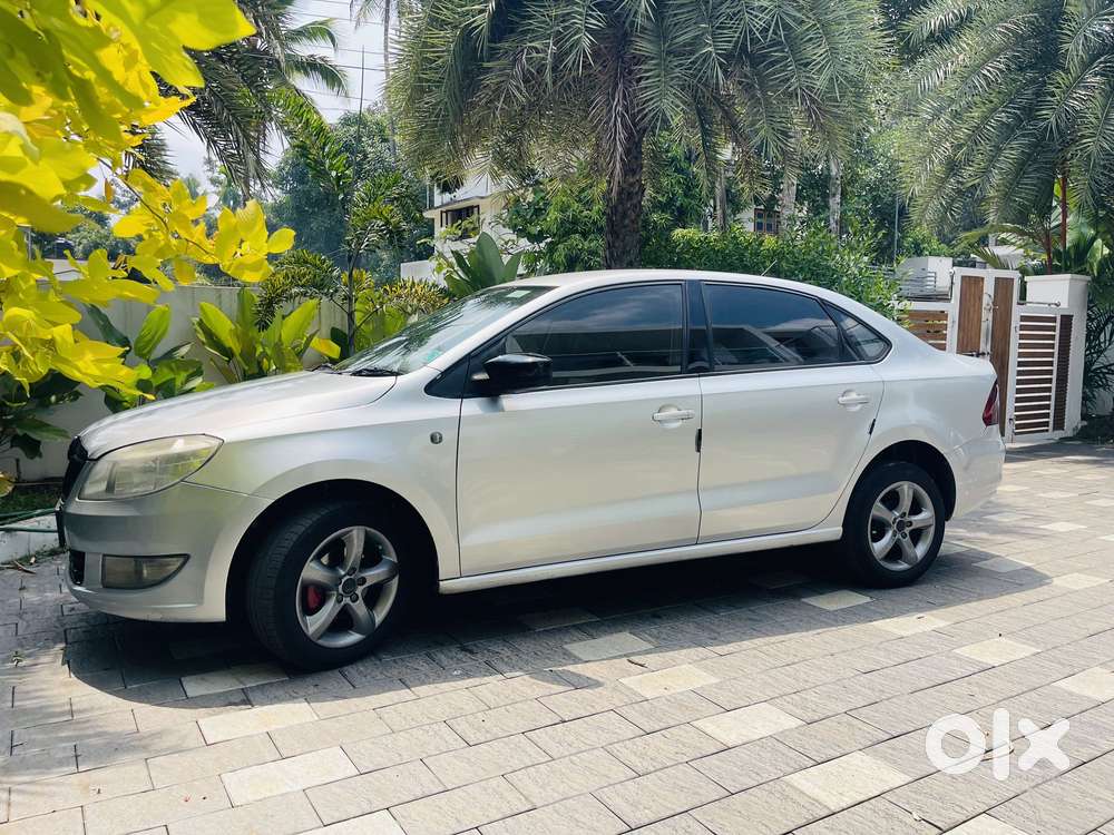 Skoda Rapid 1.5 Tdi Cr Elegance Plus, 2013, Diesel
