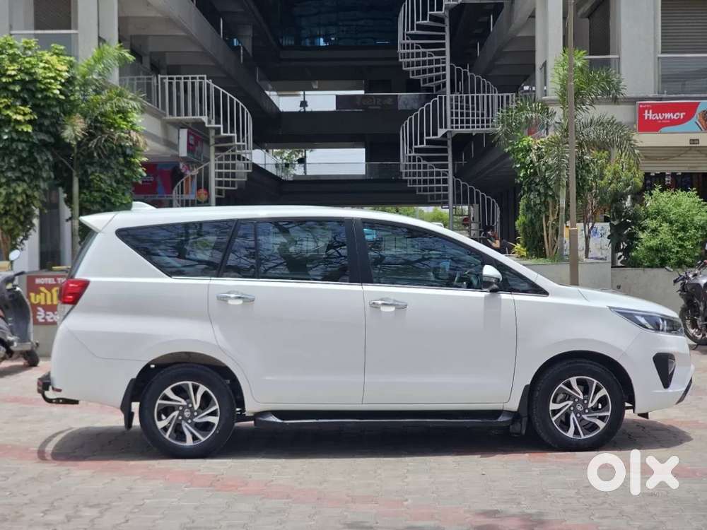 Toyota Innova Crysta [2020-ongoing] 2.4 Vx 7 Str, 2022, Diesel