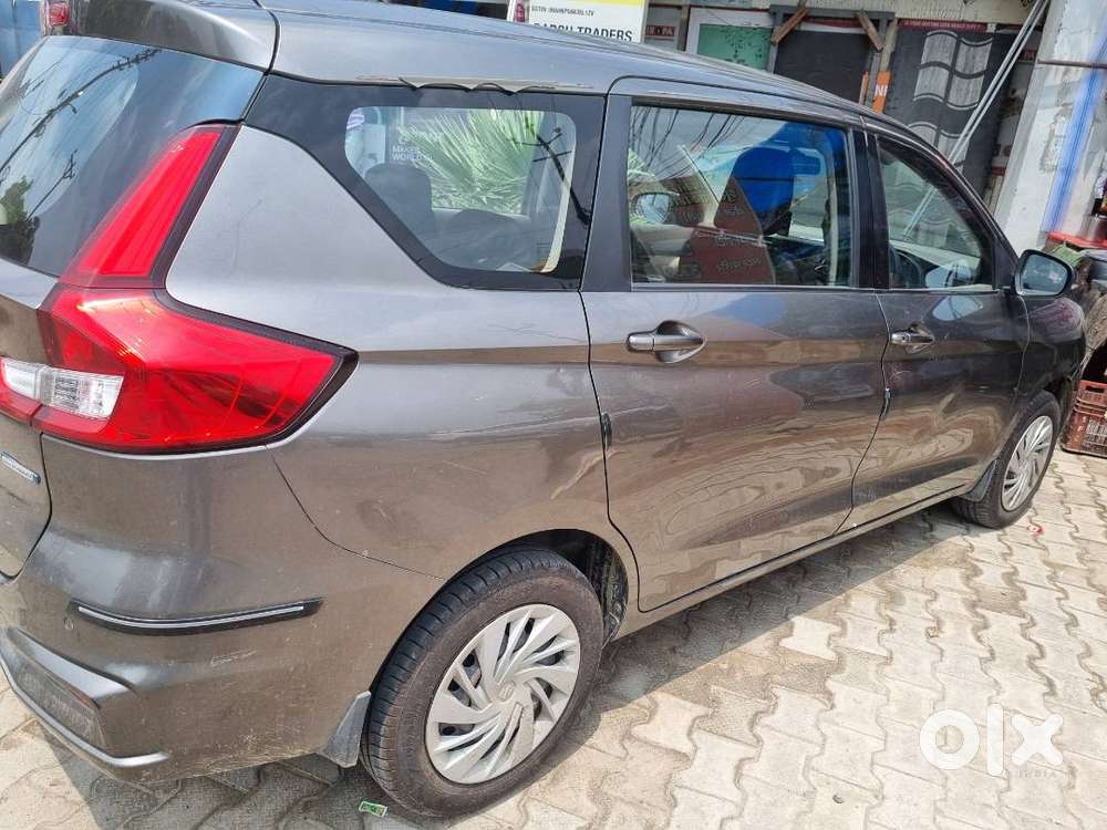 Ertiga  Vxi Magna Grey 2019 January