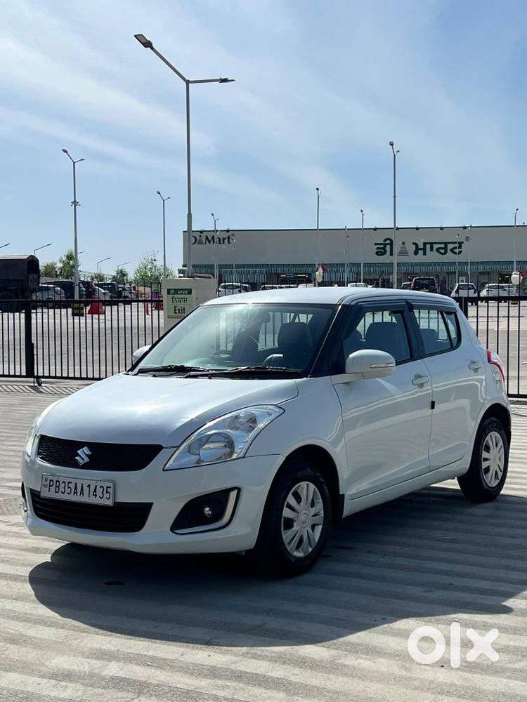 Maruti Suzuki Swift Vxi Optional, 2017, Petrol