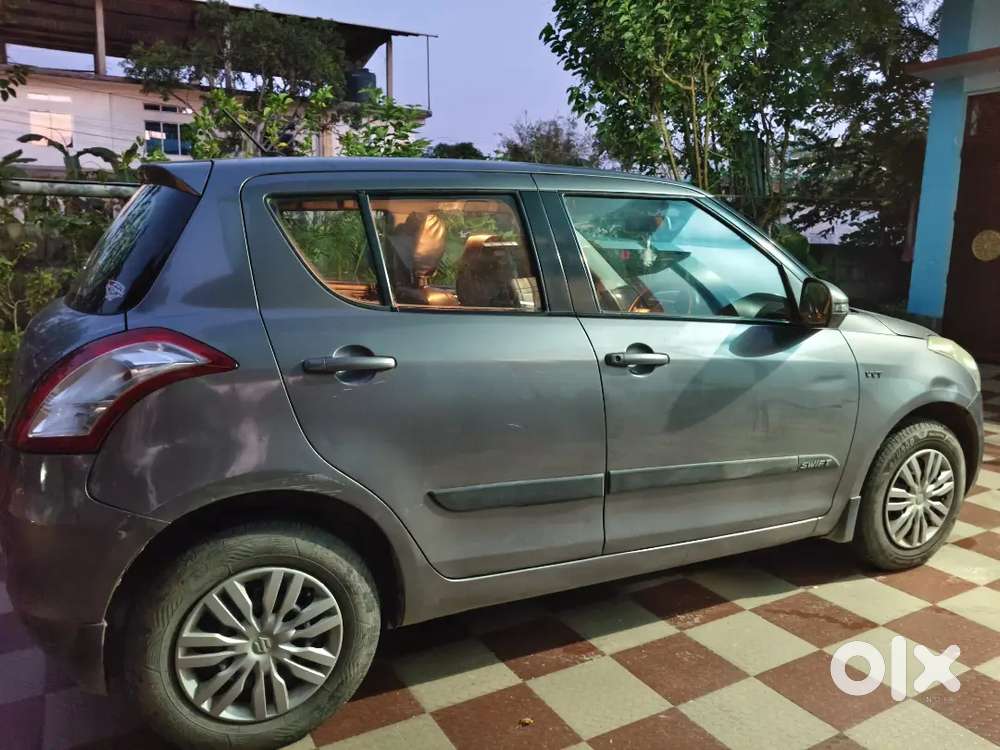 Maruti Suzuki Swift Vxi (petrol) 2012 Year