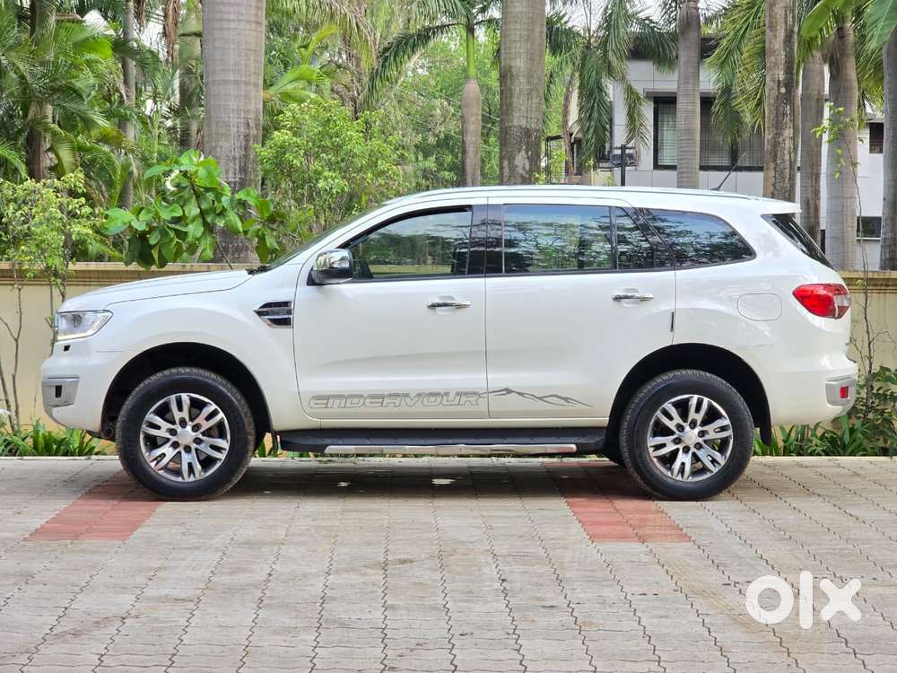Ford Endeavour 2.2 Titanium At 4x2, 2017, Diesel