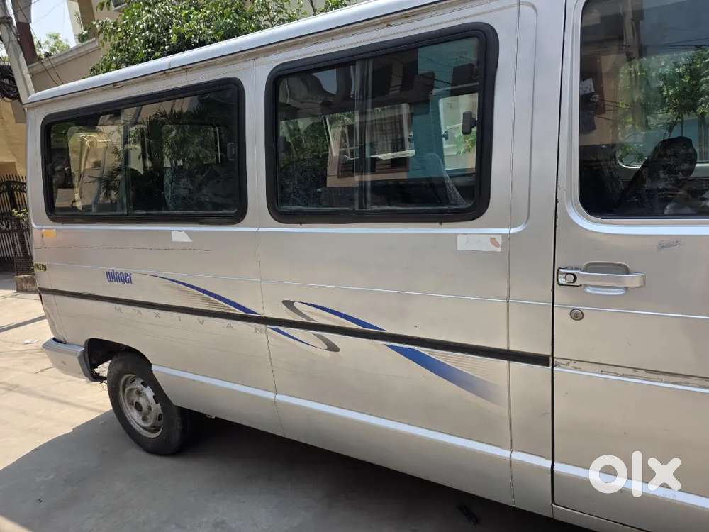 Tata Winger 13+1