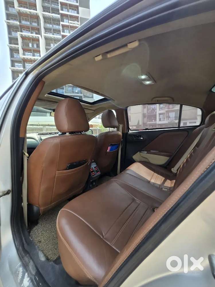 Honda City 2015 Cng & Hybrids Good Condition