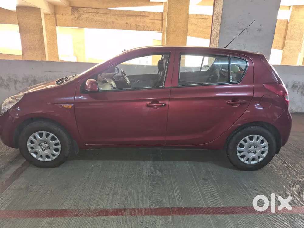 Hyundai I20 2011 Petrol Single Hand Driven 16000 Km Driven