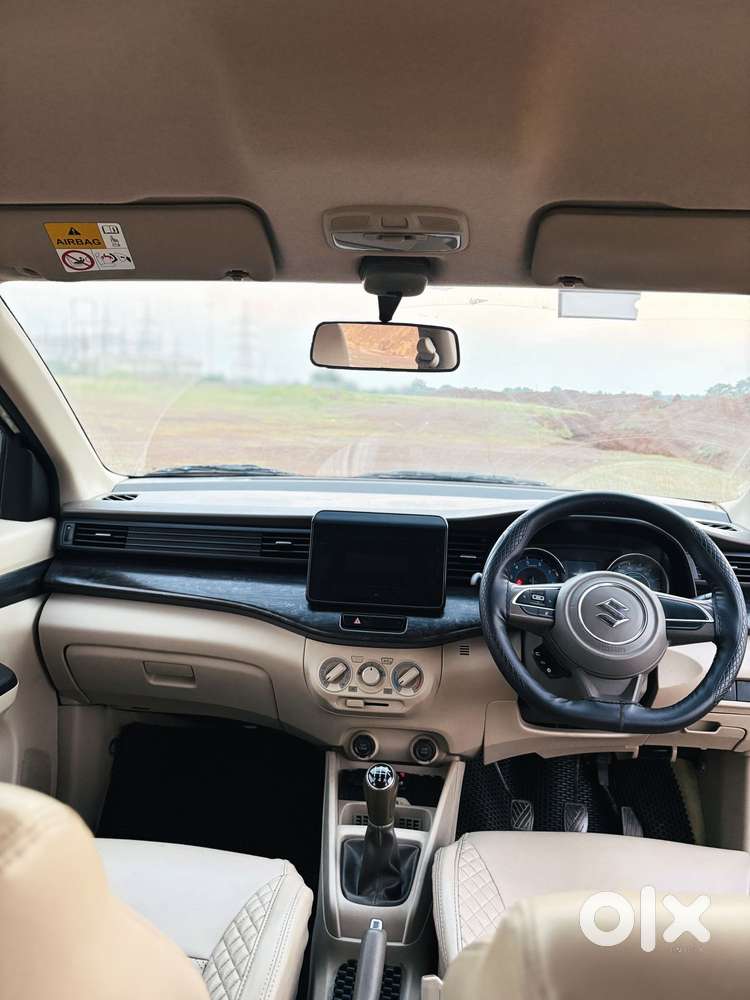 Maruti Suzuki Ertiga 1.5 Vxi, 2022, Petrol