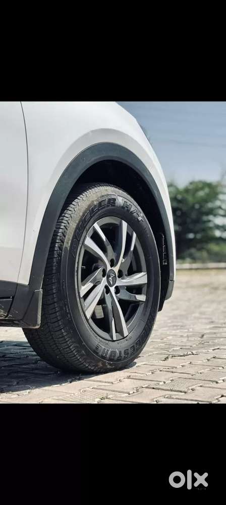 Mahindra Xuv700 2.2 Ax 5 Diesel Mt 7 Str, 2023, Diesel