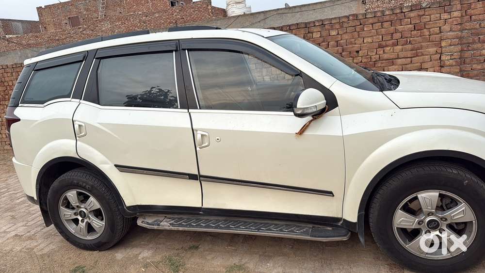 Mahindra Xuv500 2015 Diesel Well Maintained