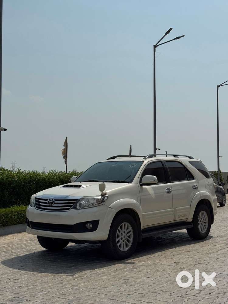 Toyota Fortuner 2013 Low Km