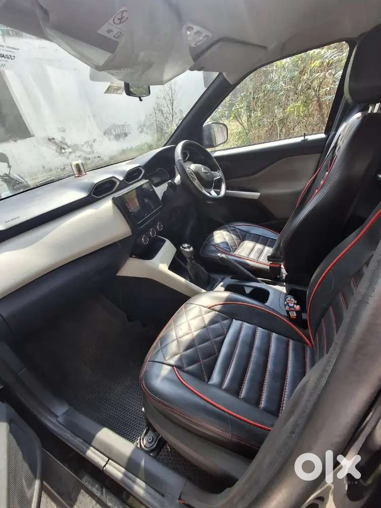 Nissan Magnite 2024 Petrol 28000 Km Driven
