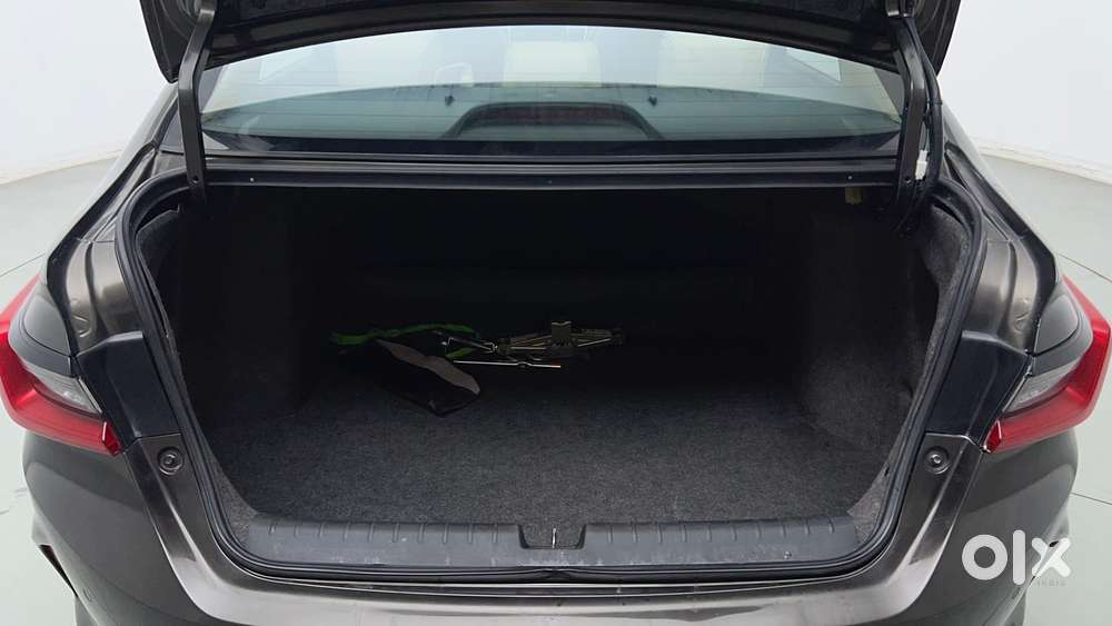 Honda City 1.5 Zx I-vtec Mt, 2021, Petrol