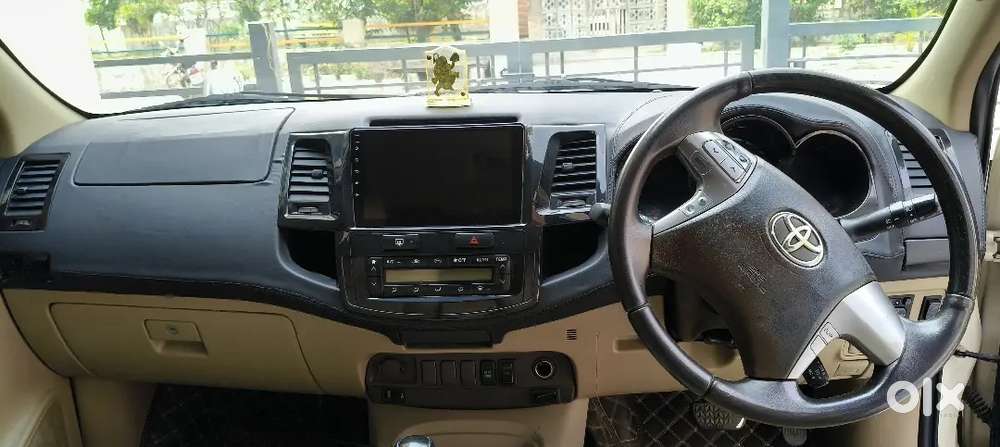 Toyota Fortuner 2014
