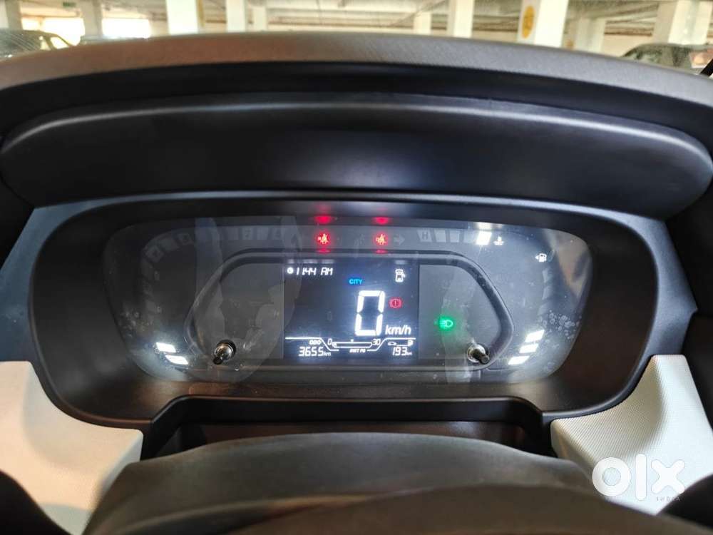 Tata Punch Petrol 2025