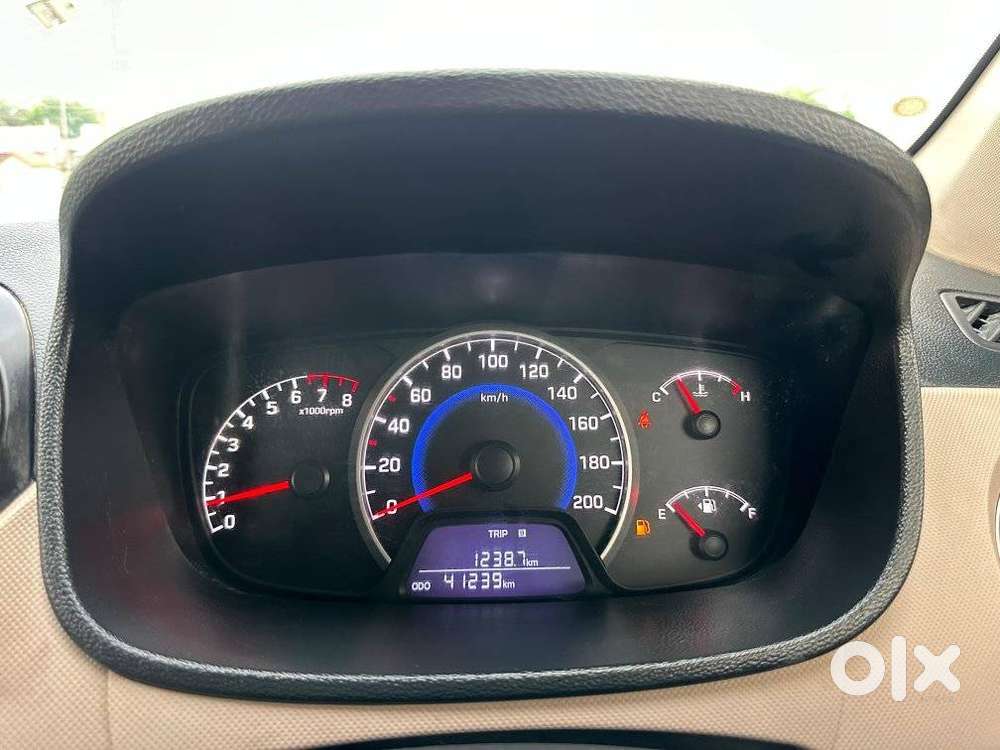 Hyundai Grand I10 Sportz 1.2 Kappa Vtvt, 2017, Petrol