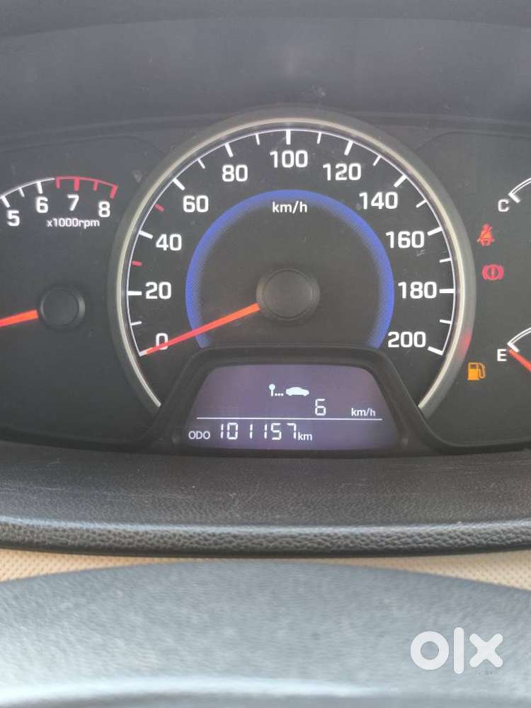 Hyundai Grand I10 2013-2016 Sportz, 2014, Petrol