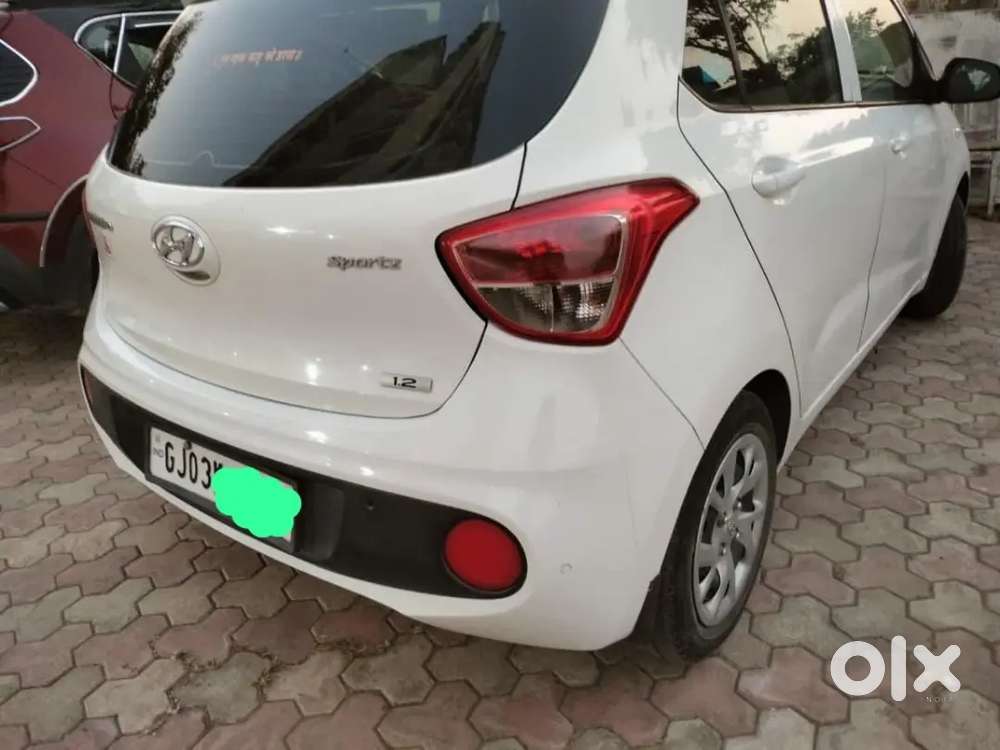 Hyundai I10 Sportz 2018