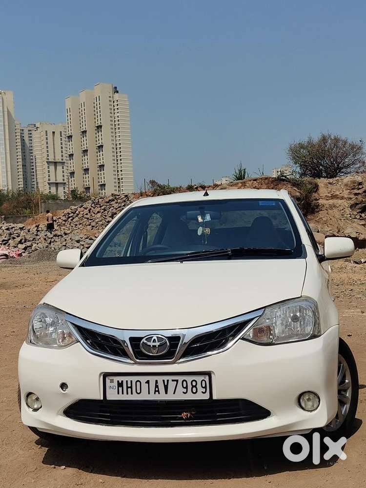 Toyota Etios 2011 Cng & Hybrids Well Maintained