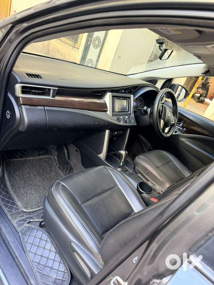 Toyota Innova Crysta 2.8 Gx At 8s, 2018, Diesel