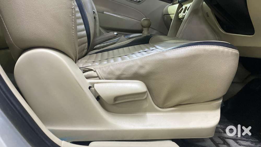 Maruti Suzuki Swift Dzire 2015-2017 Vdi, 2015, Diesel