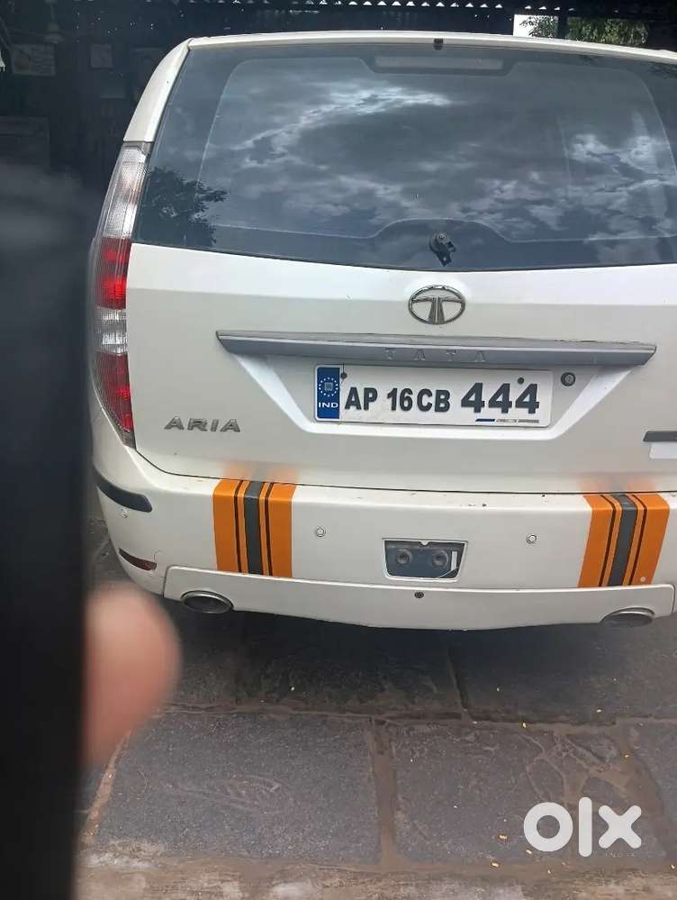 Tata Aria 2011