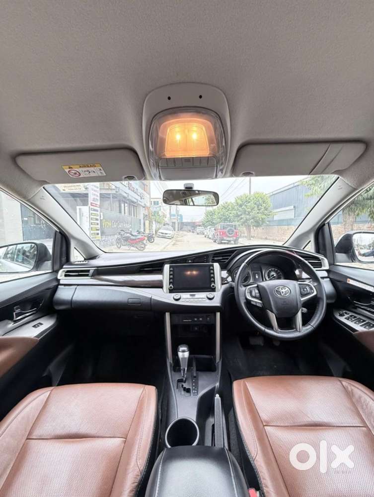 Toyota Innova Crysta 2.8z Automatic, 2021, Diesel