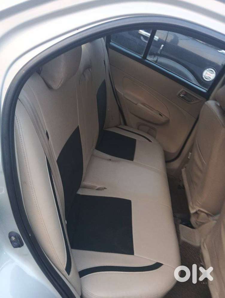 Maruti Suzuki Swift Dzire 1.2 Vxi Bsiv, 2014, Petrol