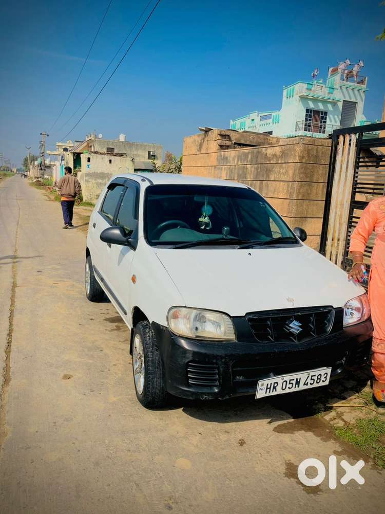 2028 Maruti Suzuki Petrol Manual Car