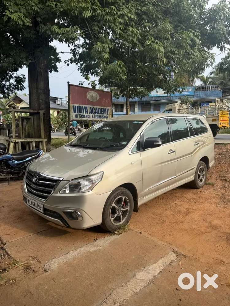 Toyota Innova Diesel 2016 2nd Owner Re Registered