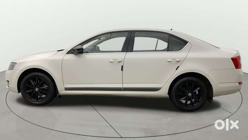 Skoda Octavia 1.8 Tsi At Style Plus, 2017, Petrol