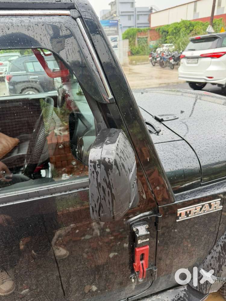 Mahindra Thar Petrol 2023