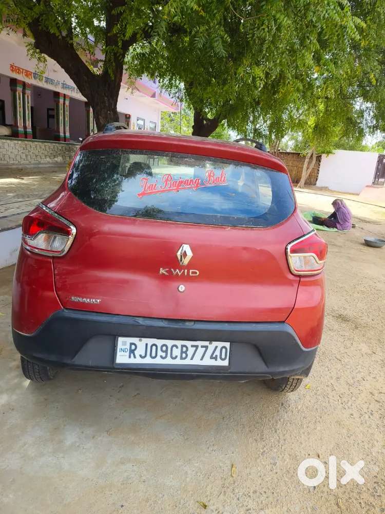 Renault Car Sale Red Color 2017