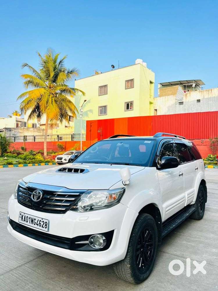 Toyota Fortuner 3.0 4x4 Manual, 2015, Diesel