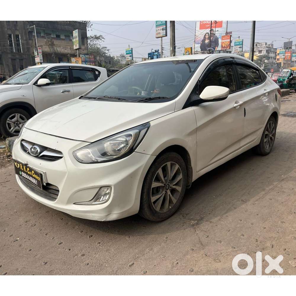 Hyundai Verna Fluidic 1.6 Vtvt Sx, 2014, Petrol