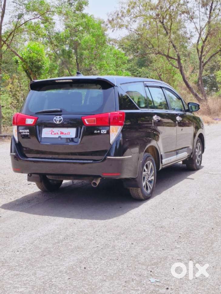 Toyota Innova Crysta 2.4 V, 2024, Diesel