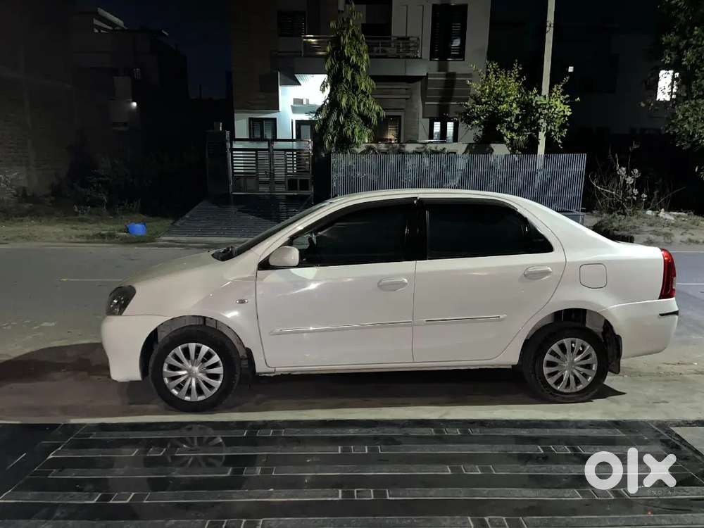 Toyota Etios 2011 Petrol Well Maintained