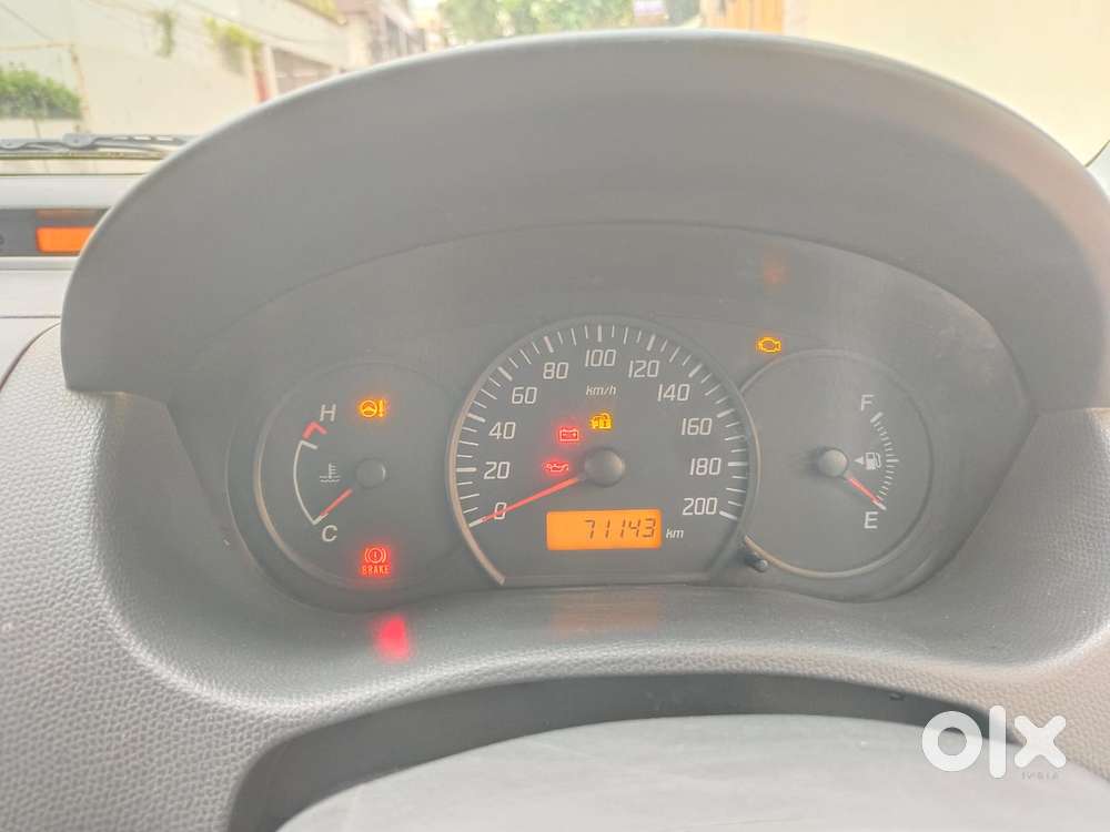 Maruti Suzuki Swift Dzire Zxi + Mt, 2011, Petrol