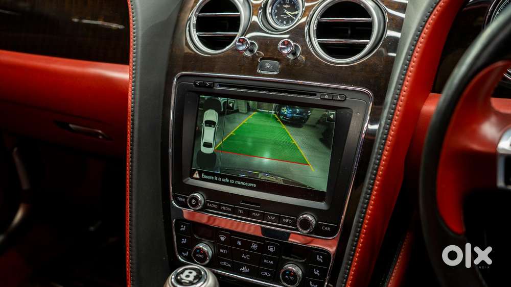 Bentley Flying Spur V8, 2017, Petrol