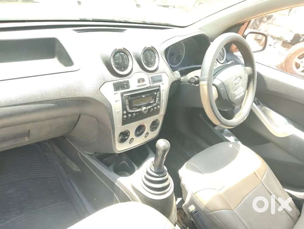 Ford Figo Aspire Titanium 2011 Diesel Second Owner