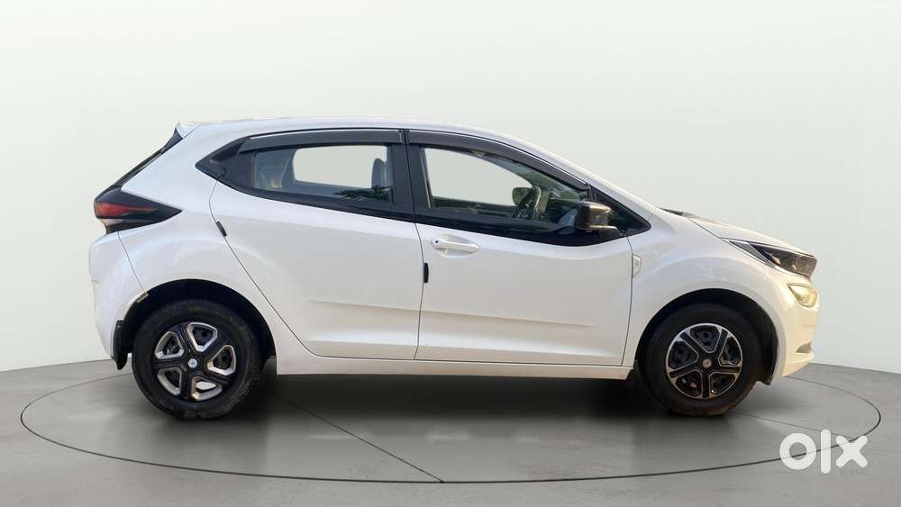Tata Altroz Xe Petrol, 2022, Petrol