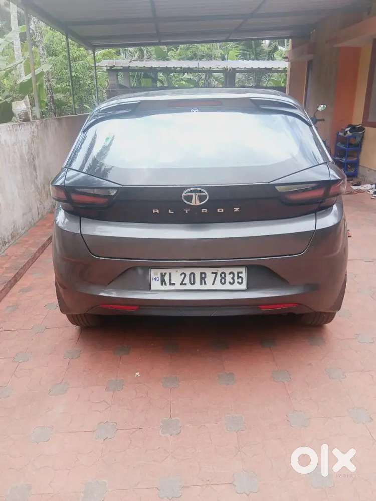 Tata Altroz 2022 Petrol 15200 Km Driven