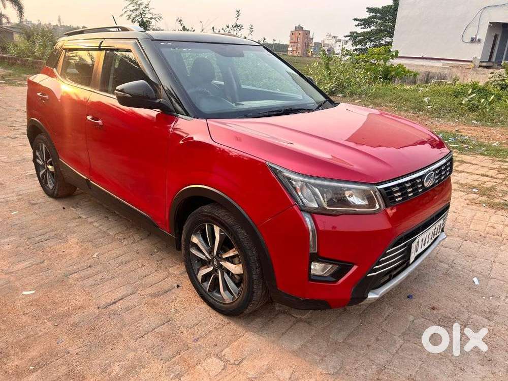 Mahindra Xuv300 W8 1.5 Diesel Dual Tone, 2019, Diesel