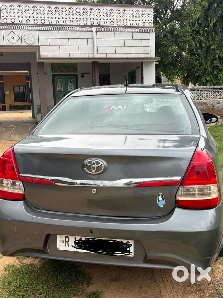 Toyota Etios 2014 Petrol Well Maintained