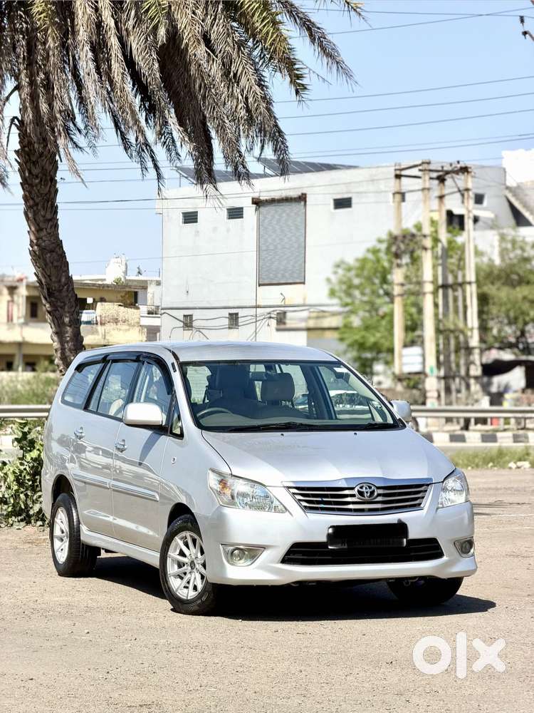 Toyota Innova 2.5 G (diesel) 7 Seater, 2013, Diesel