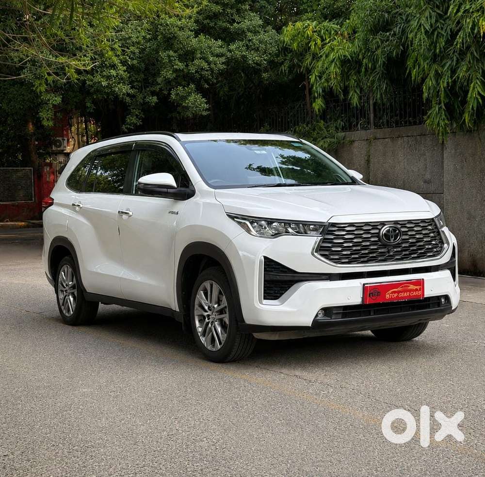 Toyota Innova Hycross 2.0 Zx Hybrid 7 Str, 2024, Petrol